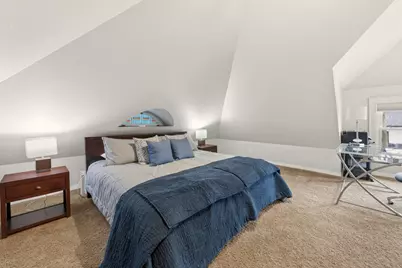 4901 N Hollywood Ave, Whitefish Bay, WI 53217 - Photo 18