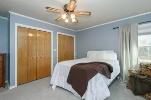 225 W Alta Loma Cir, Thiensville, WI 53092 - Photo 12