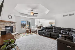 3850 Strawberry Glen Dr, Jackson, WI 53012 - Photo 16