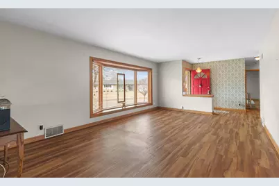 3009 S 74th St, West Allis, WI 53219 - Photo 12