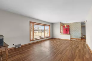 3009 S 74th St, West Allis, WI 53219 - Photo 12