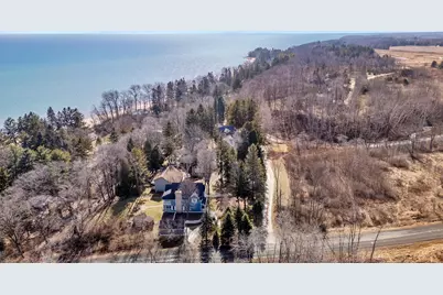 4992  Lake Bluff Rd, Belgium, WI 53074 - Photo 40