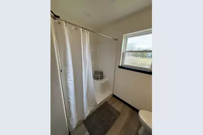 121  Resort Dr, Johnson Creek, WI 53038 - Photo 12