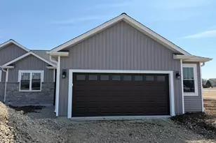 123 Resort Dr, Johnson Creek, WI 53038 - Photo 1