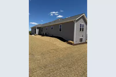 123  Resort Dr, Johnson Creek, WI 53038 - Photo 6