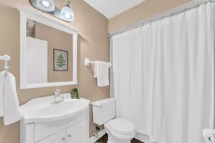 W313S6637 Spring Dr, Mukwonago, WI 53149 - Photo 14