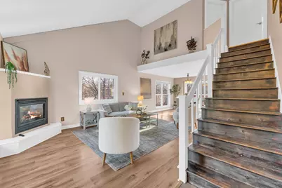 W313S6637  Spring Dr, Mukwonago, WI 53149 - Photo 2