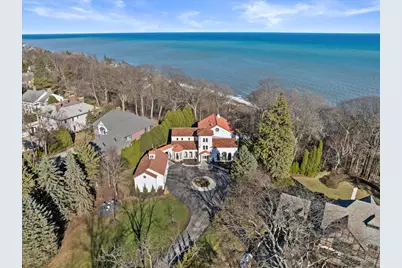 7032 N Barnett Ln, Fox Point, WI 53217 - Photo 52