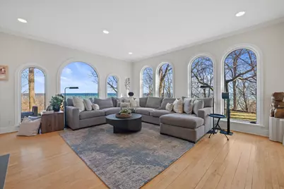 7032 N Barnett Ln, Fox Point, WI 53217 - Photo 8