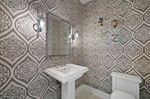 7032 N Barnett Ln, Fox Point, WI 53217 - Photo 22