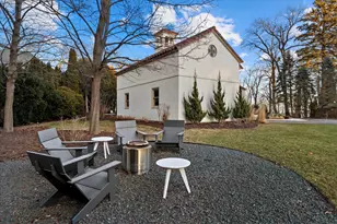 7032 N Barnett Ln, Fox Point, WI 53217 - Photo 38