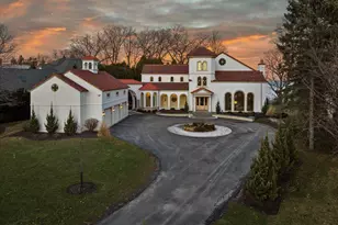 7032 N Barnett Ln, Fox Point, WI 53217 - Photo 50