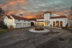 7032 N Barnett Ln, Fox Point, WI 53217 - Photo 54