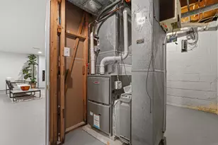 8307 N Greenvale Rd, Fox Point, WI 53217 - Photo 54