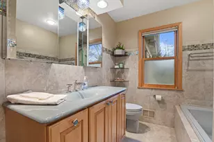 8307 N Greenvale Rd, Fox Point, WI 53217 - Photo 38