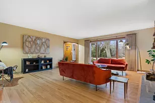 8307 N Greenvale Rd, Fox Point, WI 53217 - Photo 20