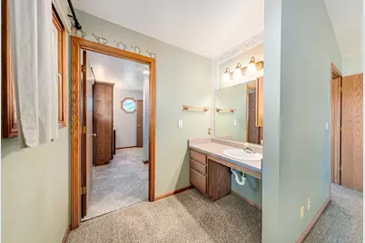 621 E Mary Ln, Oak Creek, WI 53154 - Photo 24