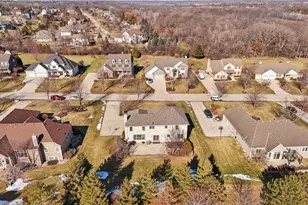 6435 River Pointe Dr, Franklin, WI 53132 - Photo 36