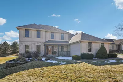 6435  River Pointe Dr, Franklin, WI 53132 - Photo 2