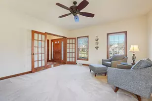 6435 River Pointe Dr, Franklin, WI 53132 - Photo 14