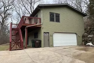 710 W Blackhawk Dr, Fort Atkinson, WI 53538 - Photo 2