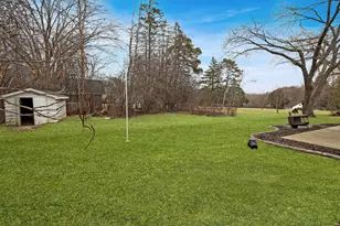 N76W14092 Appleton Ave, Menomonee Falls, WI 53051 - Photo 30