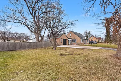 4503 N 106th St, Wauwatosa, WI 53225 - Photo 34