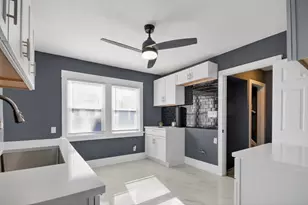 3815 N Vel R. Phillips Ave, Milwaukee, WI 53212 - Photo 12