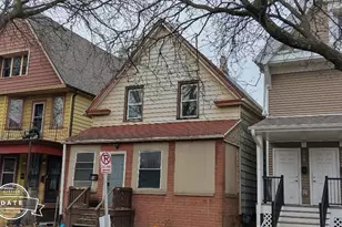 2037 N 40th St, Milwaukee, WI 53208 - Photo 1