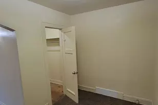 4148 N 24th Pl, Milwaukee, WI 53209 - Photo 2