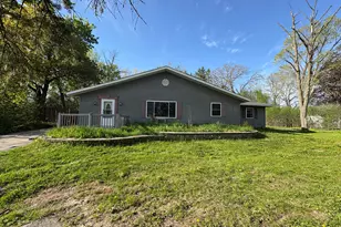 13010 W Honey Ln, New Berlin, WI 53151 - Photo 2