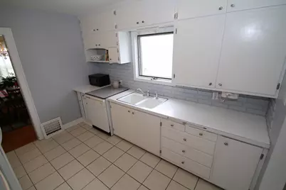 2114 N 19th St, Sheboygan, WI 53081 - Photo 8