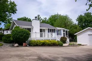 N3220 Acacia Rd, Geneva, WI 53147 - Photo 4