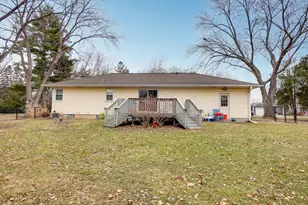 W379N5787 Meadow View Rd, Oconomowoc, WI 53066 - Photo 18