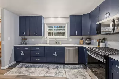 W379N5787  Meadowview Rd, Oconomowoc, WI 53066 - Photo 6