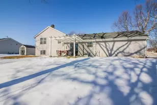2087 Lake View Dr, Hartford, WI 53027 - Photo 2