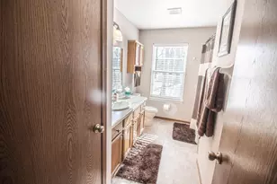 2087 Lake View Dr, Hartford, WI 53027 - Photo 36