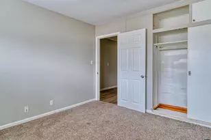 405 W Sugar Ln, Glendale, WI 53217 - Photo 26