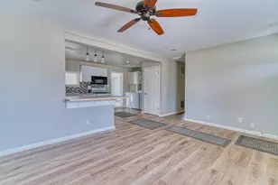 405 W Sugar Ln, Glendale, WI 53217 - Photo 2