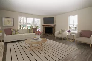 423 Clairmont Ct, Williams Bay, WI 53191 - Photo 2