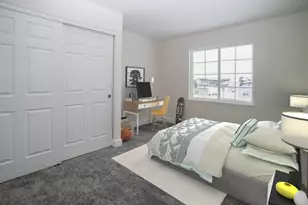 423 Clairmont Ct, Williams Bay, WI 53191 - Photo 24