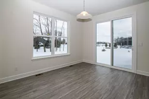 417 Manchester Dr, Williams Bay, WI 53191 - Photo 12