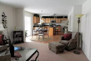 411 Manchester Dr, Williams Bay, WI 53191 - Photo 6