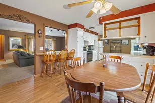 225 Juneau St, Horicon, WI 53032 - Photo 6