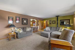 225 Juneau St, Horicon, WI 53032 - Photo 8