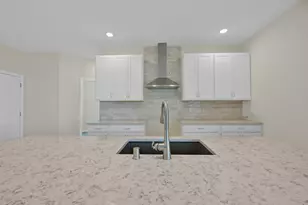 405 Manchester Dr, Williams Bay, WI 53191 - Photo 8