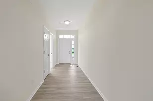 405 Manchester Dr, Williams Bay, WI 53191 - Photo 2