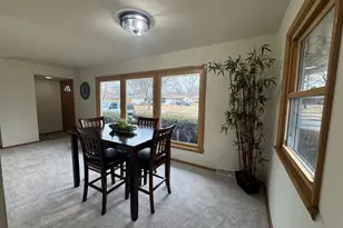 6209 N 95th St, Milwaukee, WI 53225 - Photo 8