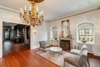 3266 N Lake Dr, Milwaukee, WI 53211 - Photo 10