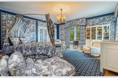 3266 N Lake Dr, Milwaukee, WI 53211 - Photo 34